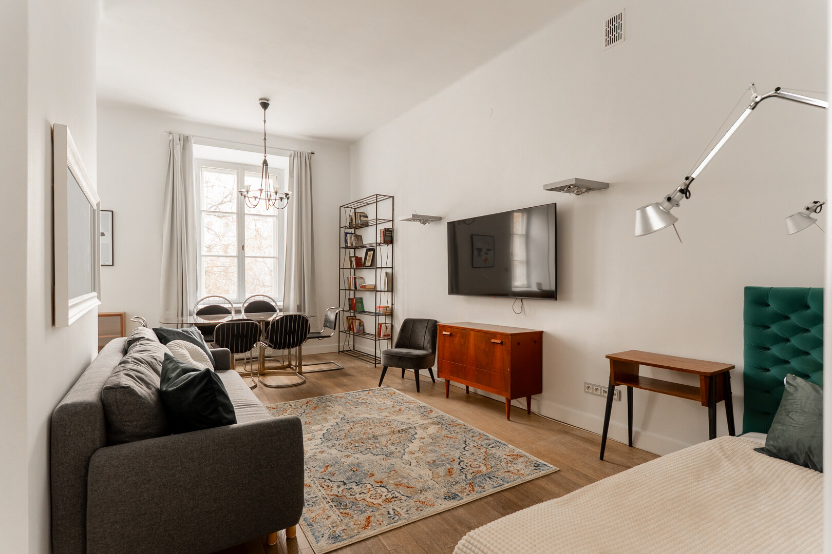 BNB KONSJERŻ S.C. - 18